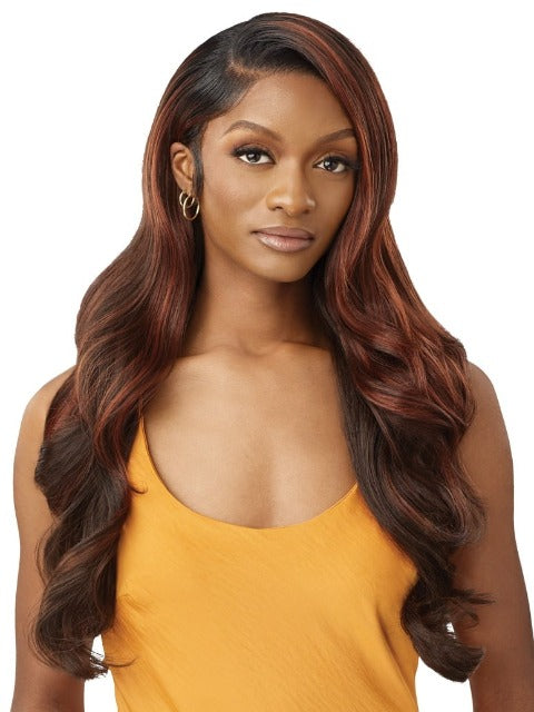 Outre  100% Human Hair Blend Airtied Wig HHB - GLAM WAVES 28"