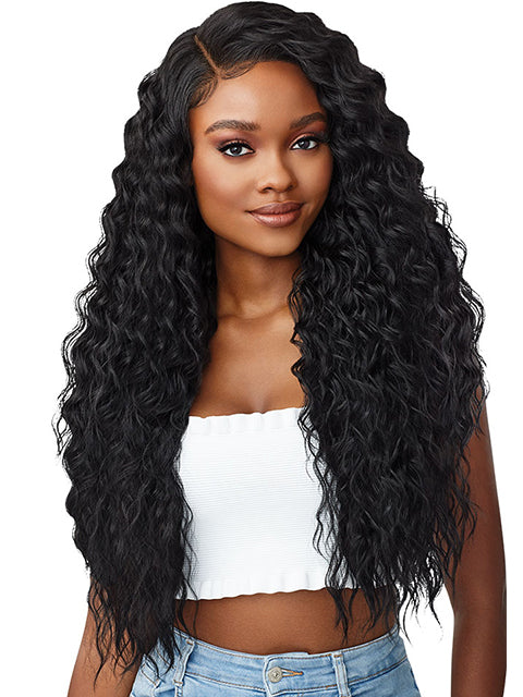 Outre HD Lace Front Wig Perfect Hairline Fully Hand-Tied 13X6 Glueless Lace Wig - CHEYENNE