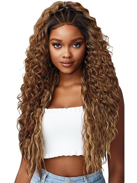 Outre HD Lace Front Wig Perfect Hairline Fully Hand-Tied 13X6 Glueless Lace Wig - CHEYENNE