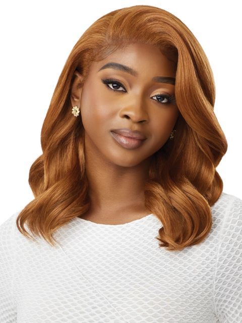 Outre Perfect Hairline Fully Hand-Tied 13X4 Glueless HD Lace Front Wig  - MALIBU