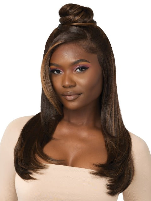 Outre Perfect Hairline 13x4 Glueless HD Lace Front Wig - KALIYA