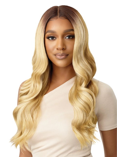 Outre Premium Synthetic Deluxe Glueless Lace Front Wig - VERINA